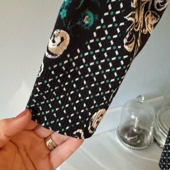 White House Black Market Black and Teal sweater Size L - Picture 3 of 10
